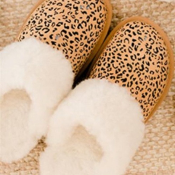 EMU Ridge Harper Animal Print Suede & Sheepskin Wool Mule Slippers, 8 NWT - Picture 1 of 6